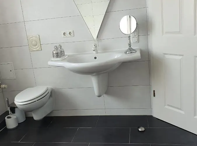 Апартаменты Maisonettewohnung Wismar Лубмин